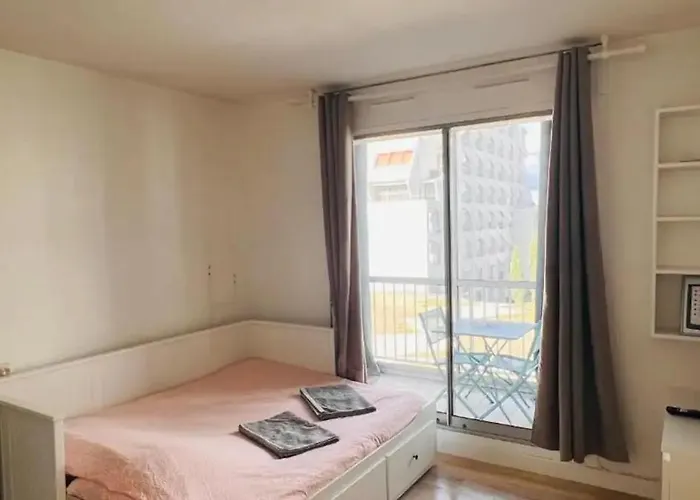 Stone Brooke Apartamento